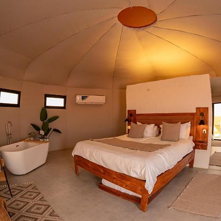 Starry Domes Desert Camp Badīyah 외부 사진
