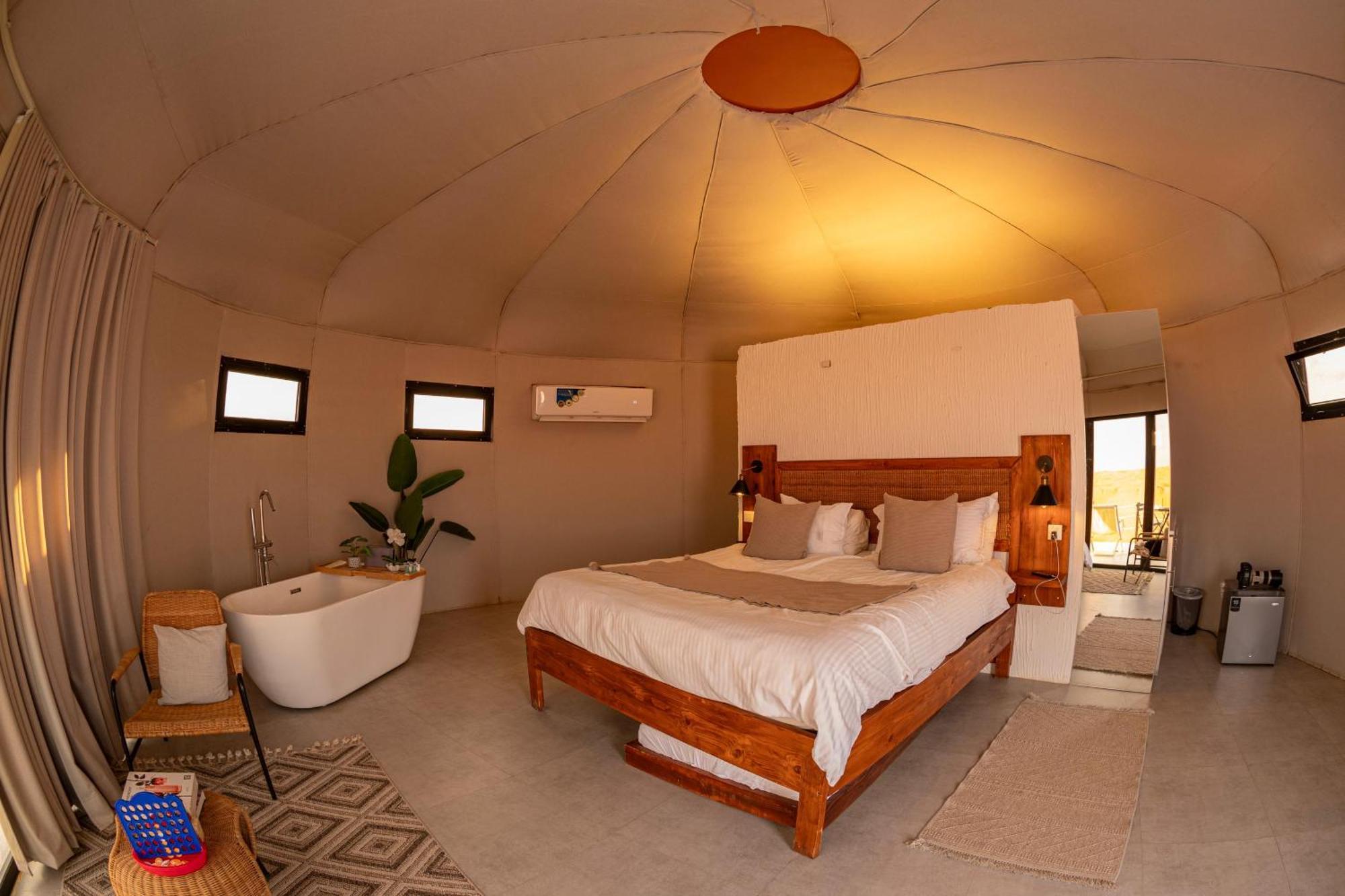Starry Domes Desert Camp Badīyah 외부 사진