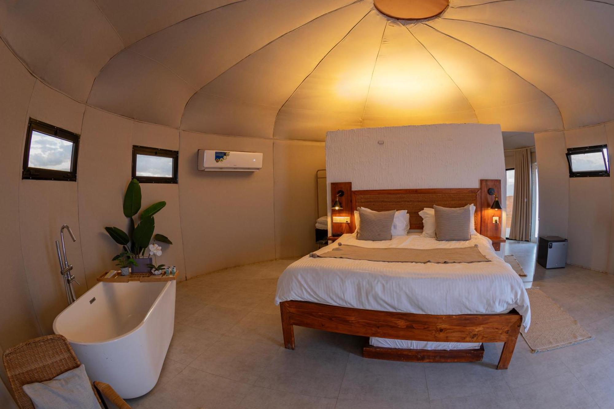 Starry Domes Desert Camp Badīyah 외부 사진